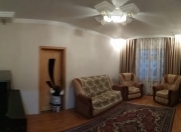 Satılır 5 otaqlı 110 m2 köhnə tikili Y.Günəşli