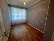 Satılır 3 otaqlı 65 m2 yeni tikili Sevinc k/t