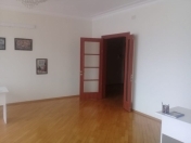 İcarəyə verilir 1 otaqlı 50 m2 ofis 28 Mall