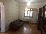 Satılır 1 otaqlı 45 m2 köhnə tikili Binəqədi r.