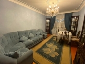 Satılır 5 otaqlı 120 m2 köhnə tikili Gənclik m.