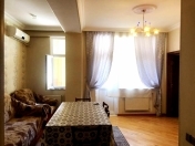 İcarəyə verilir 3 otaqlı 84 m2 yeni tikili 9 mkr