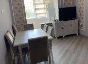 Satılır 2 otaqlı 32 m2 köhnə tikili Neftçilər m.