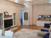 Satılır 3 otaqlı 128 m2 yeni tikili 8 mkr