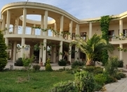 İcarəyə verilir 12 otaqlı 1500 m2 bağ evi Buzovna