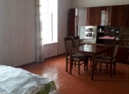 İcarəyə verilir 5 otaqlı 170 m2 bağ evi Olimpia Stadionu