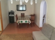 Satılır 3 otaqlı 100 m2 həyət evi Ulduz m.