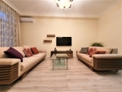 İcarəyə verilir 3 otaqlı 130 m2 köhnə tikili Sahil bağı