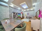 Satılır 2 otaqlı 67.5 m2 yeni tikili Neftçilər m.