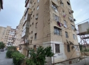 Satılır 2 otaqlı 80 m2 köhnə tikili Neftçilər m.