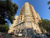 Satılır 3 otaqlı 133 m2 yeni tikili 8 km