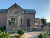 İcarəyə verilir 3 otaqlı 350 m2 bağ evi Yasamal r.