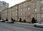 İcarəyə verilir 3 otaqlı 100 m2 yeni tikili İqtisadiyyat Universiteti