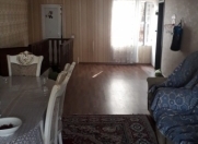 İcarəyə verilir 4 otaqlı 100 m2 köhnə tikili Yasamal r.