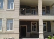 İcarəyə verilir 6 otaqlı 220 m2 bağ evi Novxanı