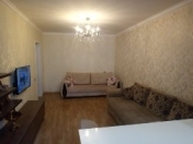 Satılır 1 otaqlı 40 m2 köhnə tikili İnşaatçılar m.