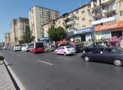 Satılır 1 otaqlı 100 m2 obyekt İnşaatçılar m.