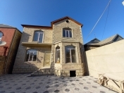 Satılır 5 otaqlı 200 m2 həyət evi Masazır