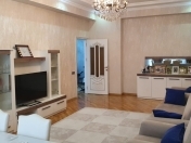 Satılır 3 otaqlı 128 m2 yeni tikili 7 mkr