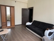 İcarəyə verilir 1 otaqlı 43 m2 yeni tikili Yasamal r.