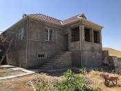 Satılır 3 otaqlı 126 m2 bağ evi Qobu