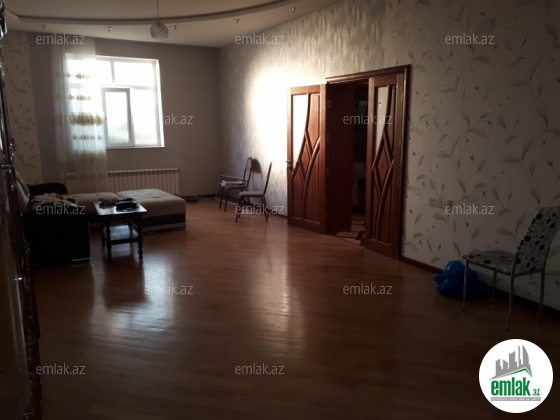 Satılır 4 otaqlı 180 m2 bağ evi Pirşağı