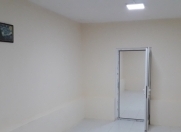 İcarəyə verilir 2 otaqlı 40 m2 ofis 20 yanvar m.