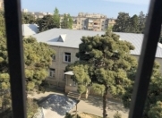 Satılır 2 otaqlı 35 m2 köhnə tikili Xalqlar Dostluğu m.