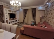 İcarəyə verilir 3 otaqlı 140 m2 yeni tikili Elmlər Akademiyası m.