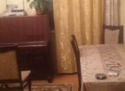 Satılır 2 otaqlı 60 m2 köhnə tikili Qara Qarayev m.