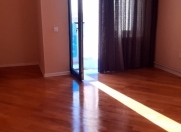 Satılır 1 otaqlı 44 m2 yeni tikili Qara Qarayev m.