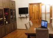 Satılır 2 otaqlı 60 m2 köhnə tikili 3 mkr