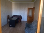 İcarəyə verilir 3 otaqlı 85 m2 yeni tikili Şah İsmayıl Xətai m.