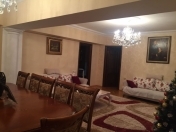 Satılır 3 otaqlı 100 m2 köhnə tikili Olimpik Star