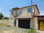 Satılır 5 otaqlı 450 m2 villa Quba