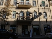 İcarəyə verilir 8 otaqlı 230 m2 ofis 28 May m.