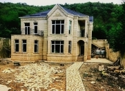 Satılır 7 otaqlı 240 m2 villa Qusar