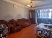 Satılır 2 otaqlı 60 m2 köhnə tikili 3 mkr