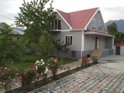 İcarəyə verilir 3 otaqlı 250 m2 villa Qəbələ
