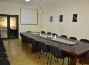 İcarəyə verilir 1 otaqlı 32 m2 ofis Gənclik m.