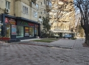 Satılır 4 otaqlı 200 m2 obyekt Neftçi bazası