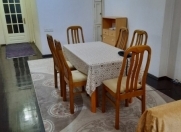 İcarəyə verilir 3 otaqlı 140 m2 yeni tikili Nizami m.