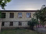 Satılır 7 otaqlı 600 m2 həyət evi Qazax