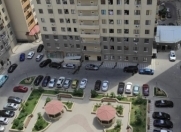 Satılır 2 otaqlı 70 m2 yeni tikili Qara Qarayev m.