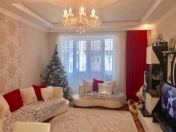 İcarəyə verilir 3 otaqlı 55 m2 köhnə tikili Səməd Vurğun parkı