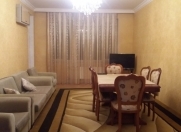 İcarəyə verilir 3 otaqlı 136 m2 yeni tikili Elmlər Akademiyası m.