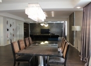 Satılır 8 otaqlı 550 m2 yeni tikili Nəriman Nərimanov m.