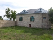 Satılır 3 otaqlı 100 m2 həyət evi Bərdə
