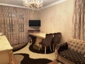 Satılır 2 otaqlı 60 m2 köhnə tikili 8 km