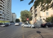 İcarəyə verilir 3 otaqlı 110 m2 ofis 28 May m.